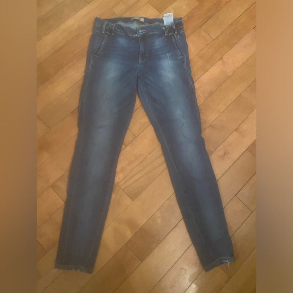 Women’s Guess Skinny Jeans